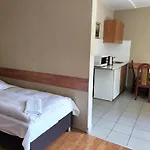 Gosciniec U Zawierki Inn *