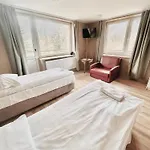 Gosciniec U Zawierki Inn Lodz