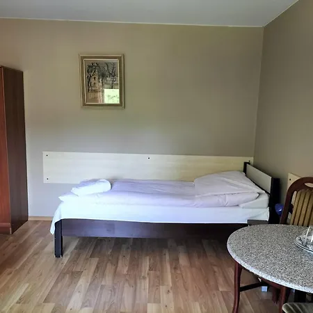 Han/Misafirhane Gosciniec U Zawierki *