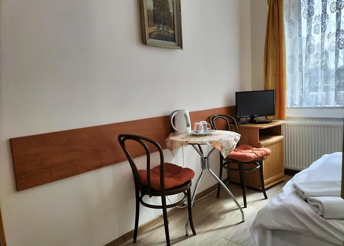 Gosciniec U Zawierki * Łódź